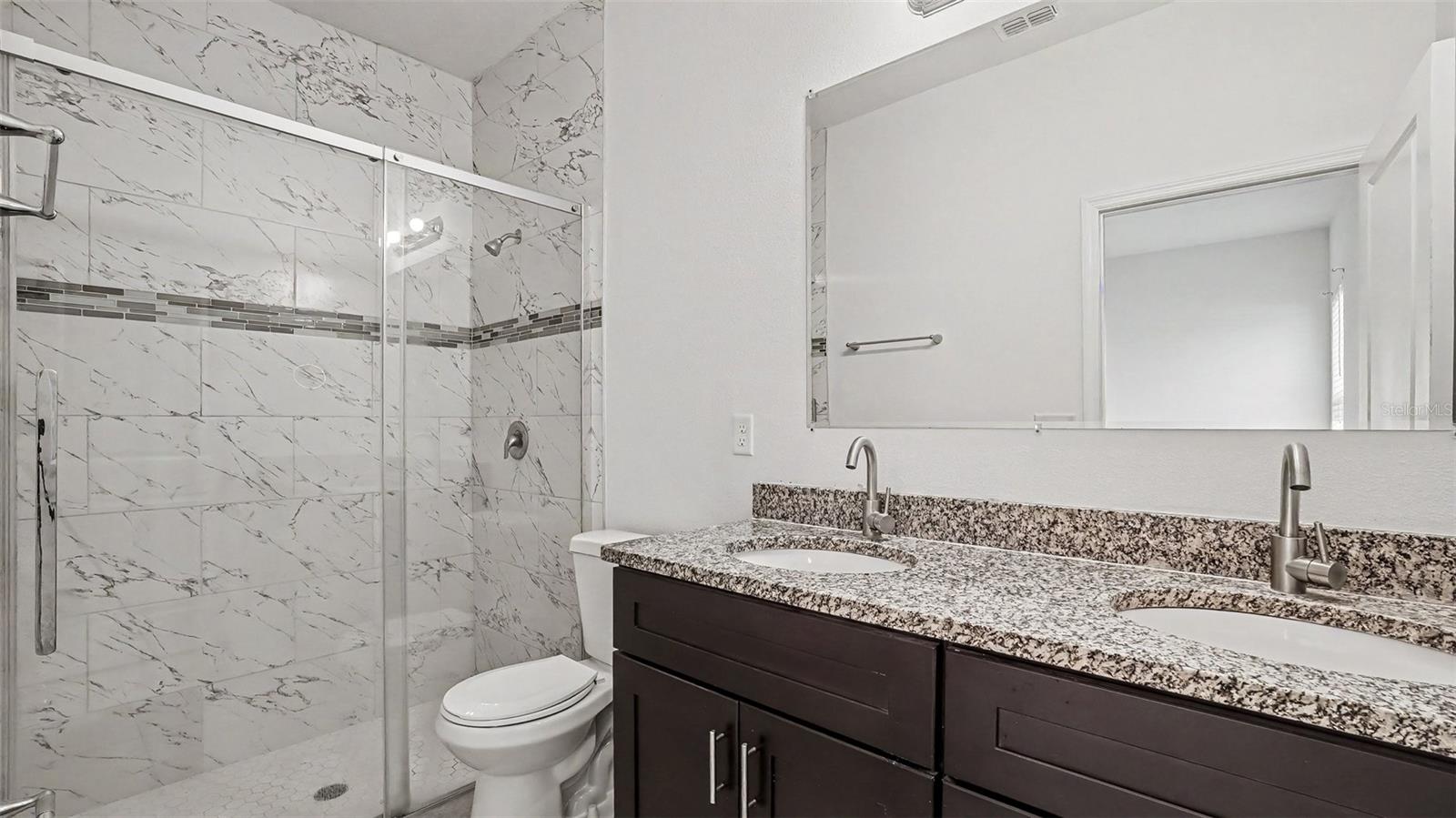 MARION OAKS UN 01 - Residential