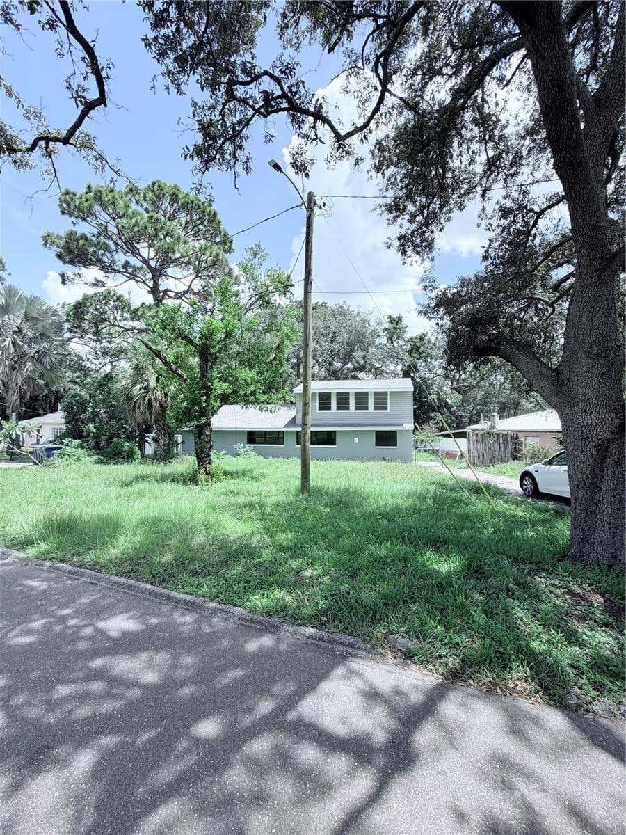 Photo of 10801 N Edison Avenue, Tampa, FL 33612 (MLS # TB8538210)