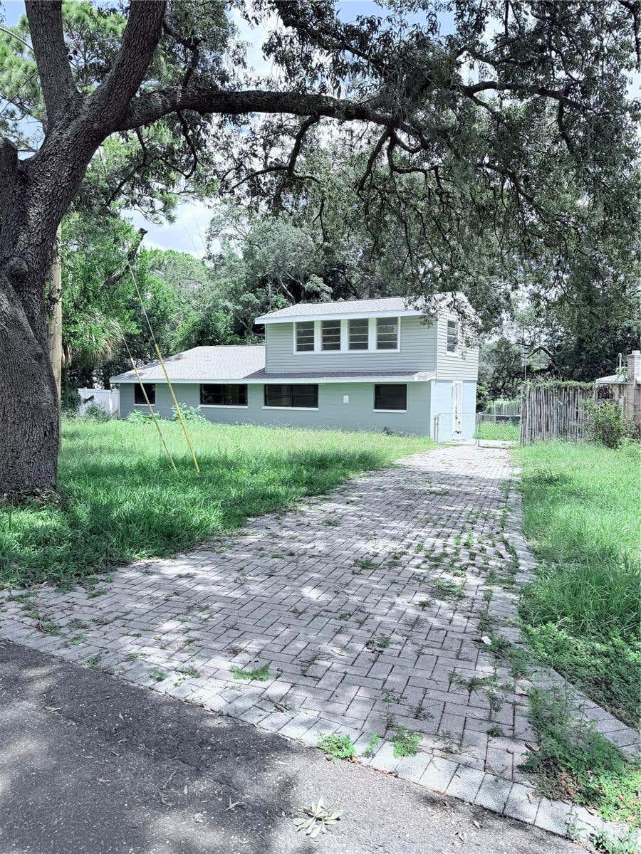 Photo of 10801 N Edison Avenue, Tampa, FL 33612 (MLS # TB8538210)