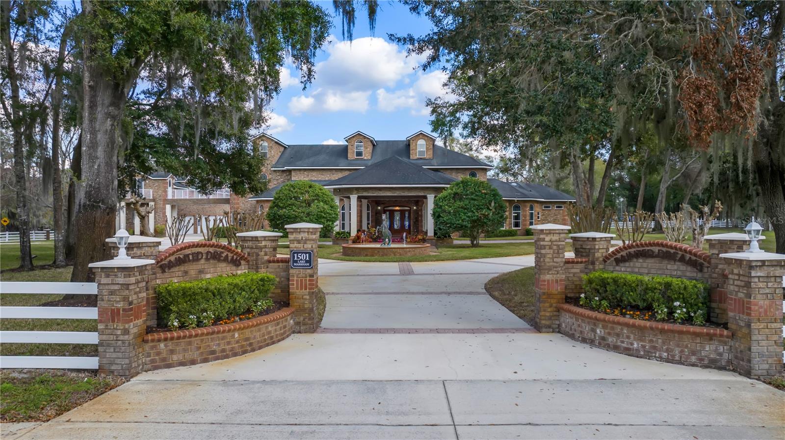 1501 LAKE MARKHAM ROAD