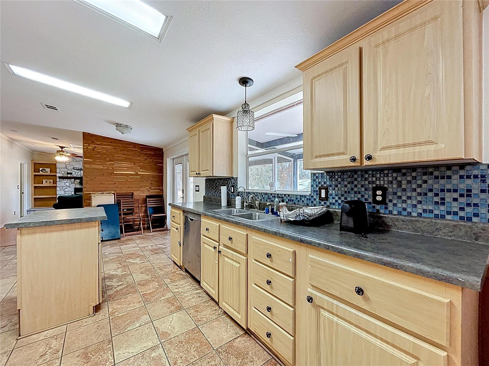 LONESOME AREA - Residential