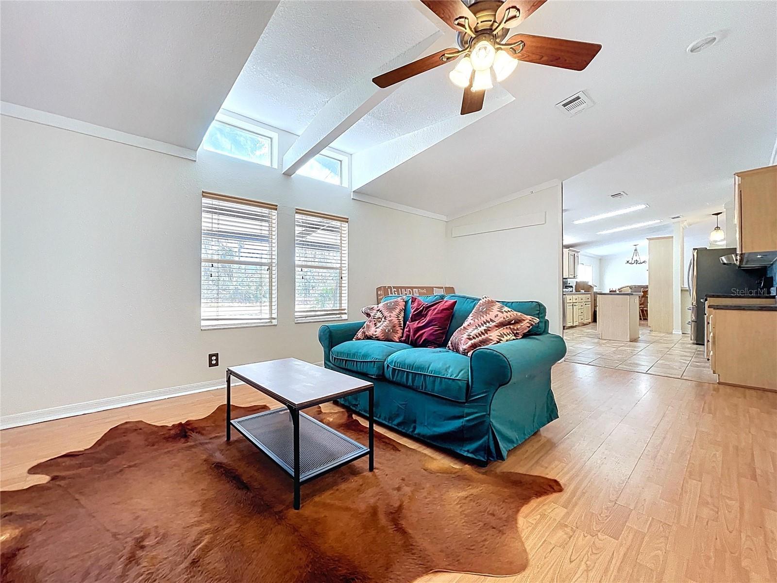 LONESOME AREA - Residential