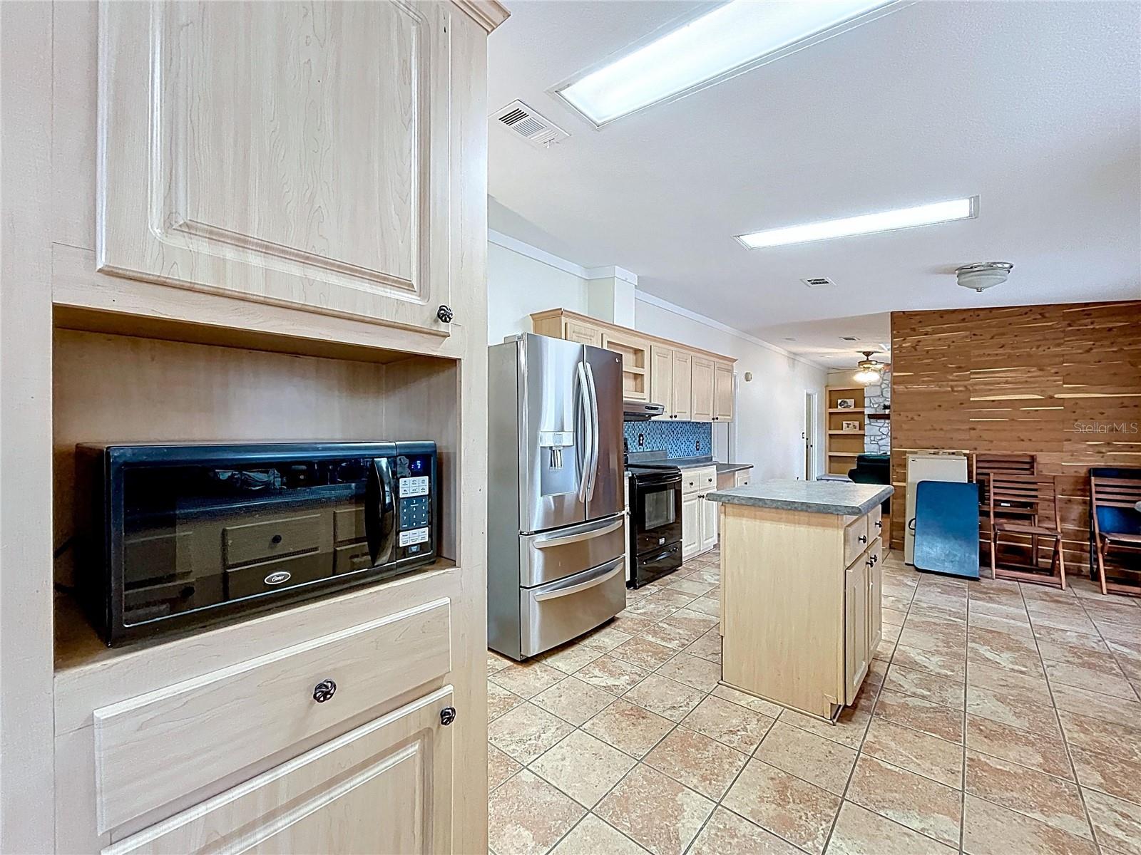 LONESOME AREA - Residential