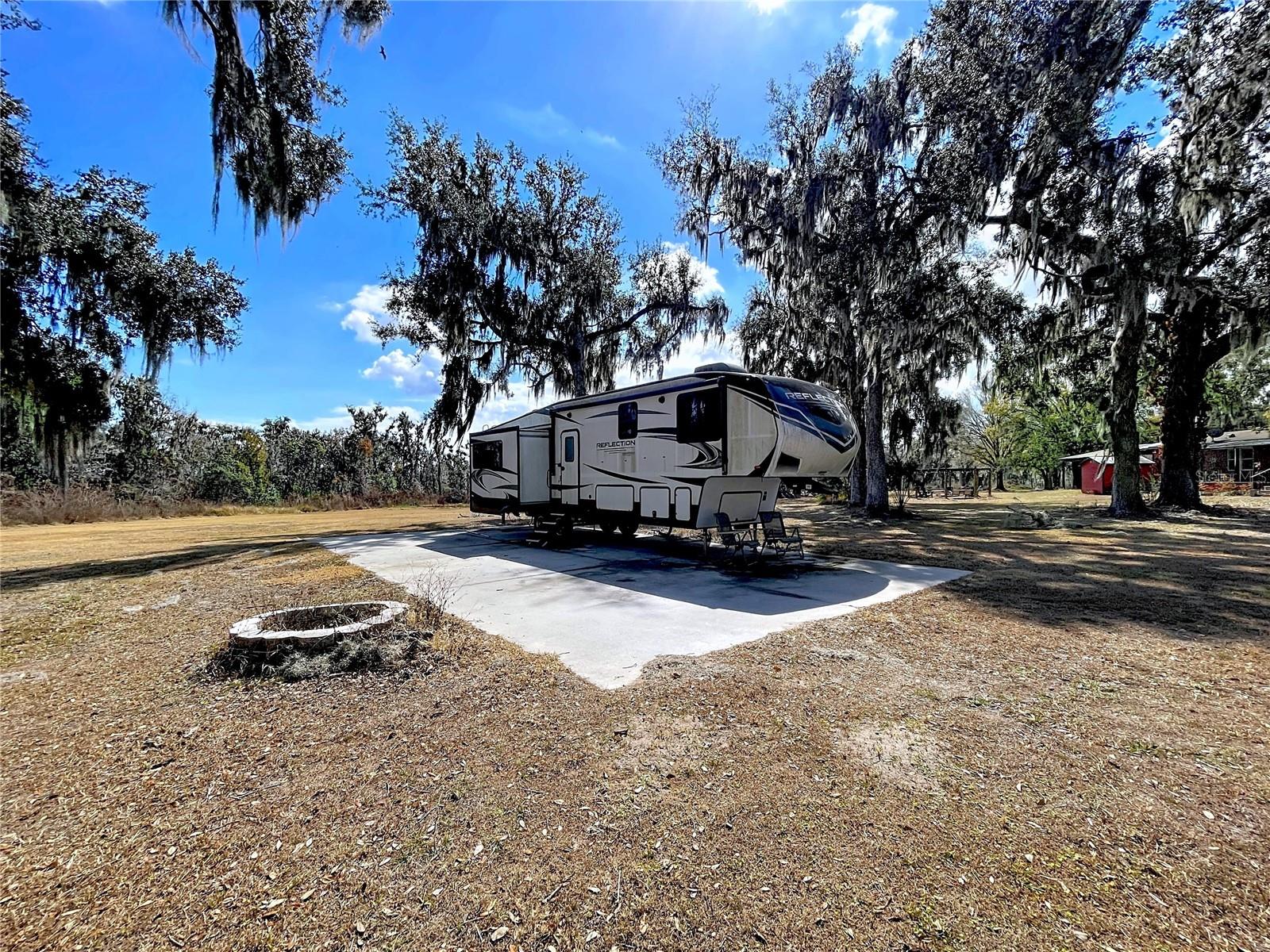 LONESOME AREA - Residential