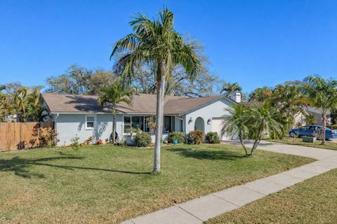 Photo of 2011 Del Betmar Road, Clearwater, FL 33763 (MLS # TB8479465)