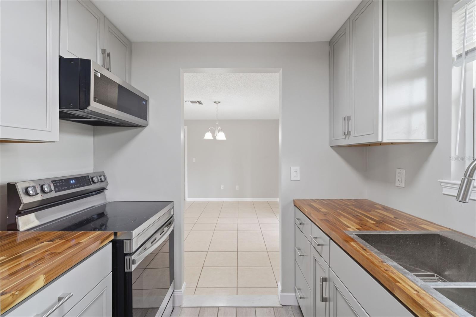 DELTONA LAKES UNIT 32 - Residential