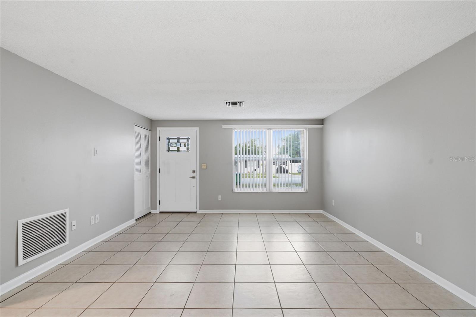 DELTONA LAKES UNIT 32 - Residential