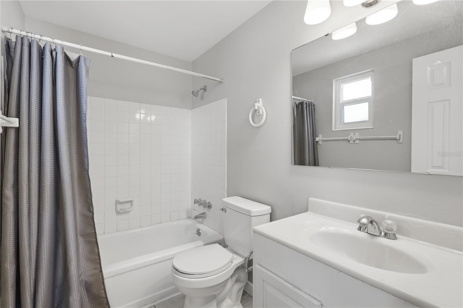 DELTONA LAKES UNIT 32 - Residential