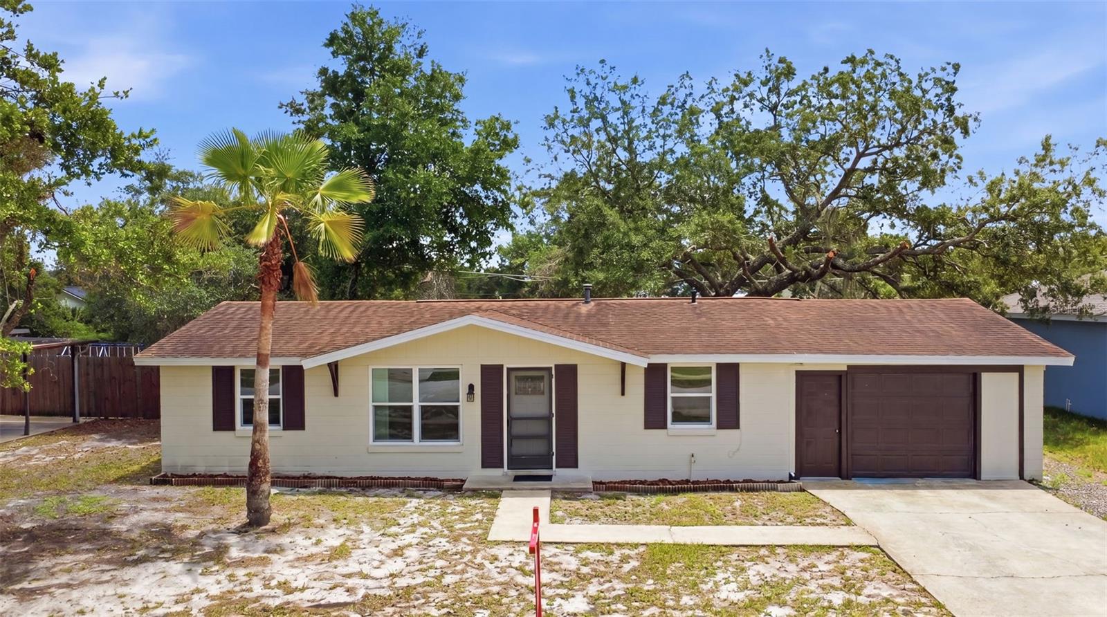 DELTONA LAKES UNIT 32 - Residential