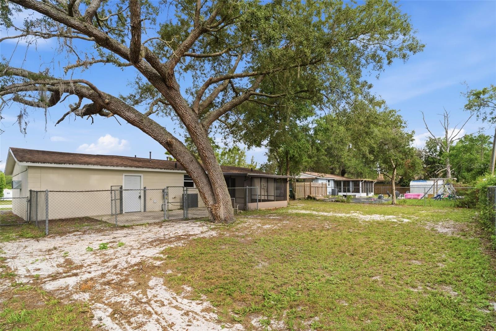DELTONA LAKES UNIT 32 - Residential