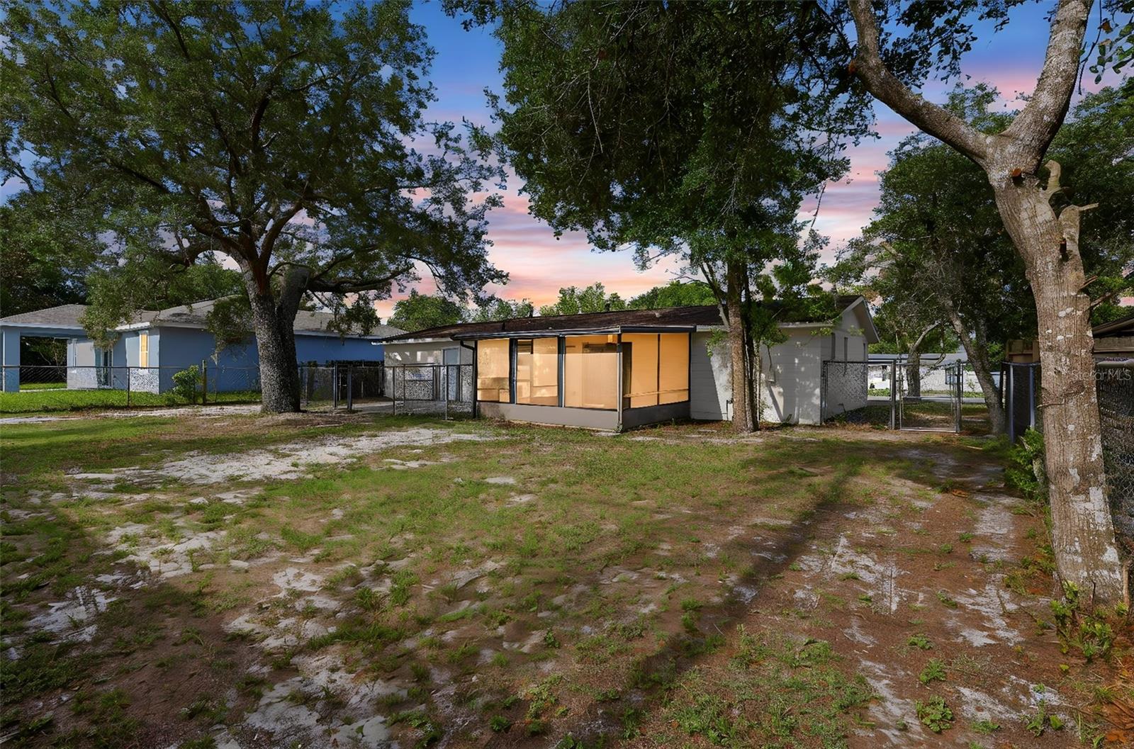 DELTONA LAKES UNIT 32 - Residential
