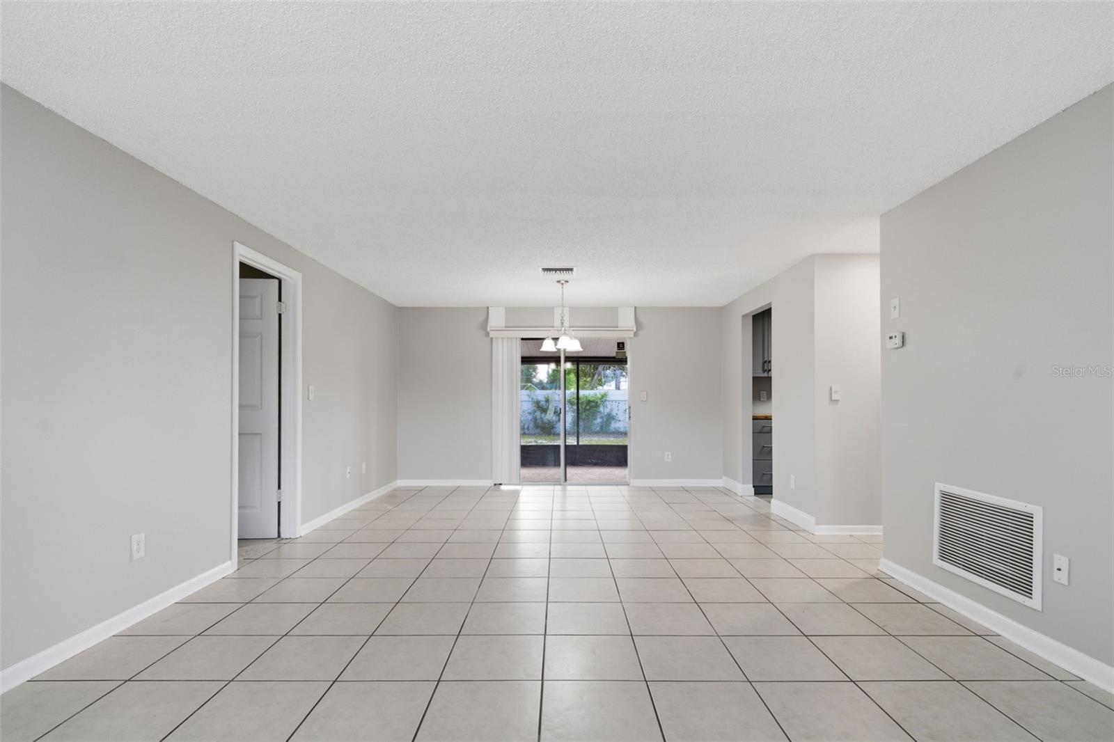DELTONA LAKES UNIT 32 - Residential