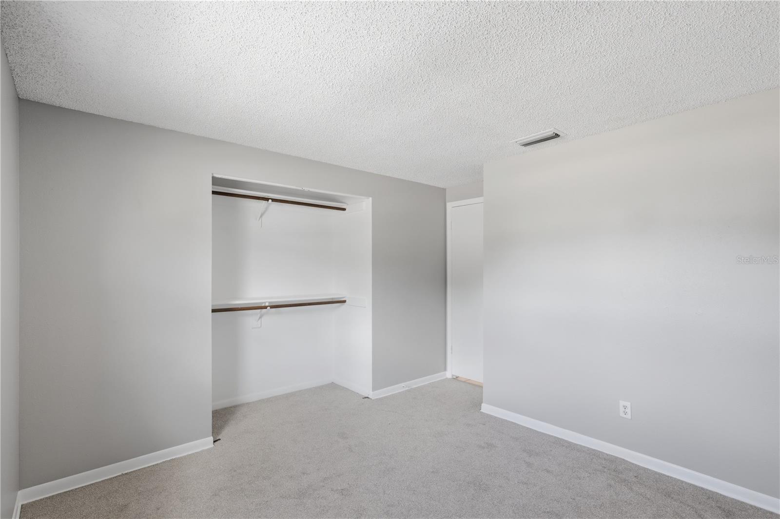 DELTONA LAKES UNIT 32 - Residential