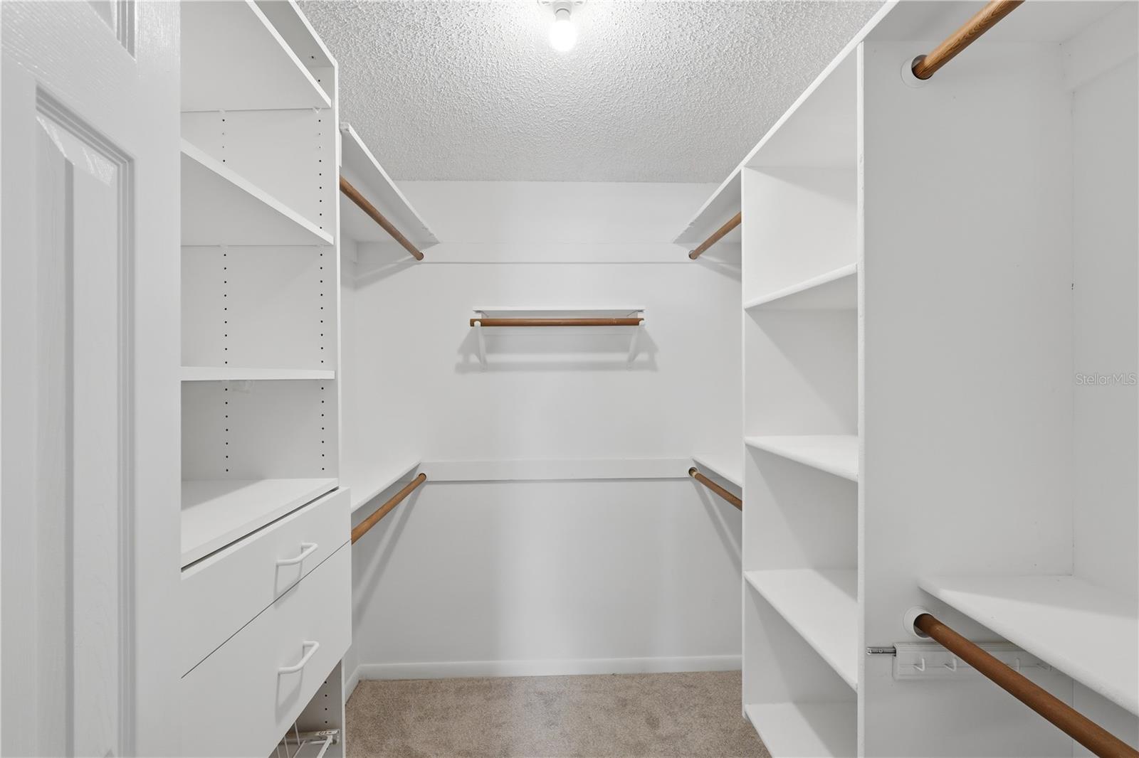 DELTONA LAKES UNIT 32 - Residential