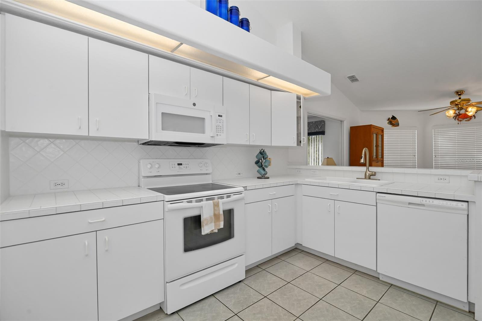 SUGARMILL WOODS CYPRESS VILLAGE - Residential