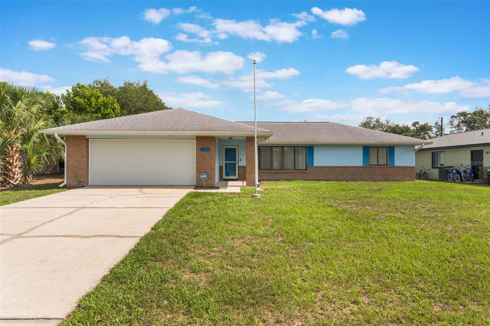 2290 CARSON LANE