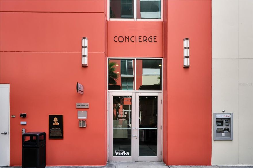 GREAT LOCATION WALK TO RESTAURANTS, GROCERY, EVERYWHERE.  LIVE IN STYLE WITH EFFICIENT SMART SPACE
TO ENJOY THE HOME WITH ALL NECESSARY AMENITIES WITH IN THE COSY WELL APPOINTED CONDOMINIUM.  THIS 
AREA THRIVING AND IS GROWING IN ALL DIRECTIONS THRU OUT CHANNEL SIFE TO WATER STREET AND HARBOR
ISLAND.   THIS HAS BECOME PRIME TAMPA LIVING AREA.  THIS CONDO IS STILL AFFORDABLE IN A AREA THAT SELLS
FOR OVER $2000. A SQ FT IN NEAR BY BUILDINGS.  YOU HAVE  ENTERTAINING SPACE IN THIS 1 BEDROOM 1 BATH  VERY
LARGE KITCHEN CITY STYLE CONDO IN A BIG CITY TYPE AREA. SO MANY FUN ACTIVITIES WITHIN THE NEIGHBORHOOD.
YOU HAVE YOUR OWN PRIVATE PARKING FOR YOU AND GUEST.  THEN GO TO  YOUR GYMS, SPAS, THEATER,
MUSEUMS, AMALIE ARENA , AQUARIUM, GREAT RESTAURANTS. USE AS A SECOND HOME OR LIVE AN ACTIVE LIFE
STYLE.  THIS IS AN ADORABLE HOME. COME SEE IT TODAY!