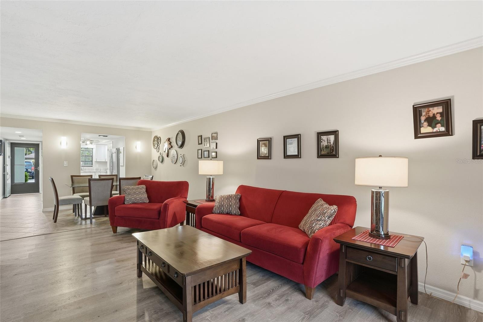 MANASOTA BEACH GARDENS - Residential