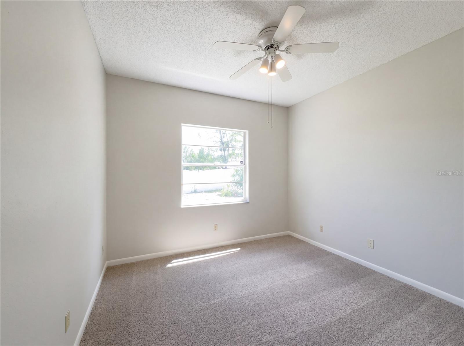 DELTONA LAKES UNIT 31 - Residential