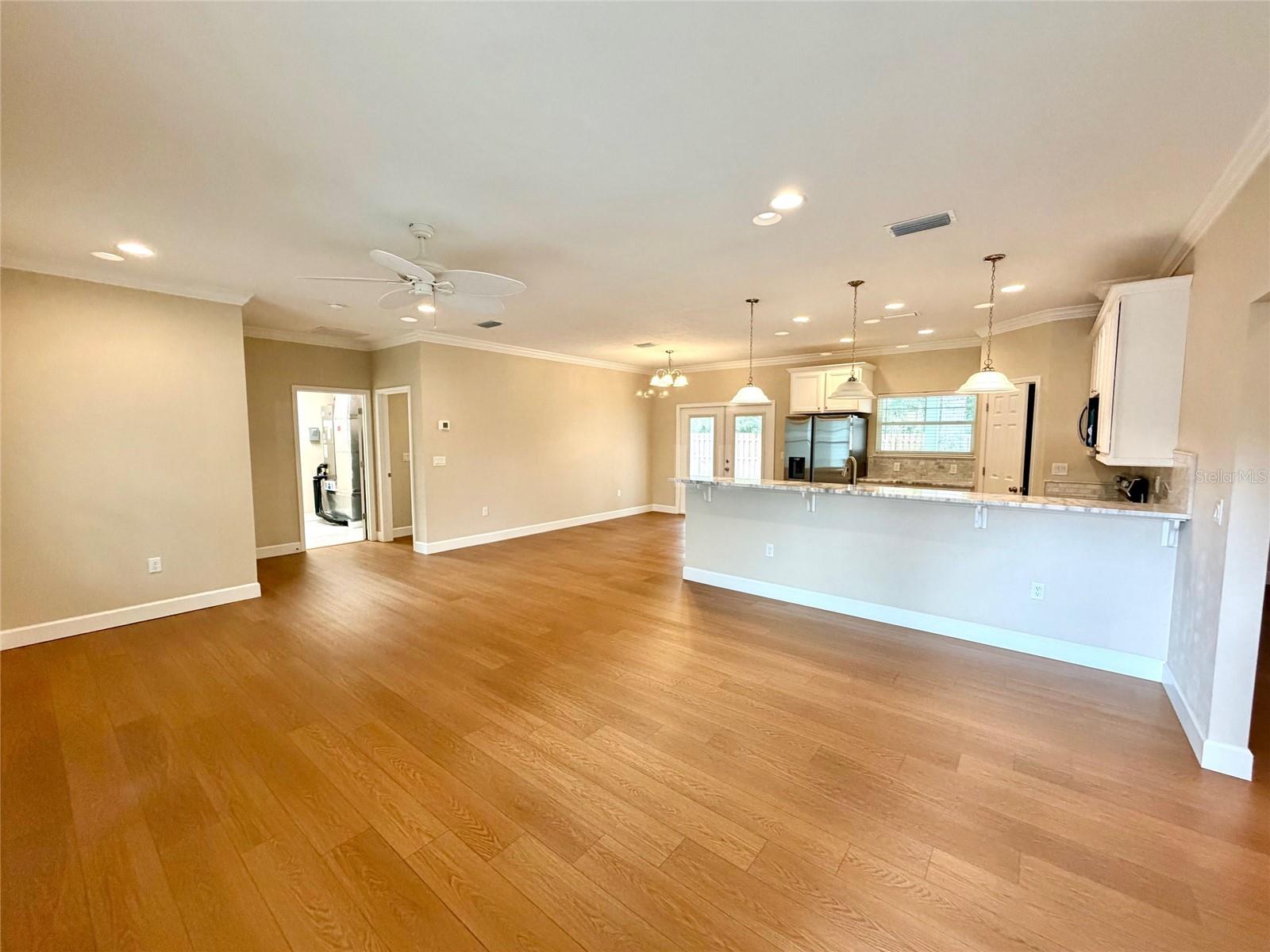 D E WHETSTONE ADDN-H SPGS - Residential