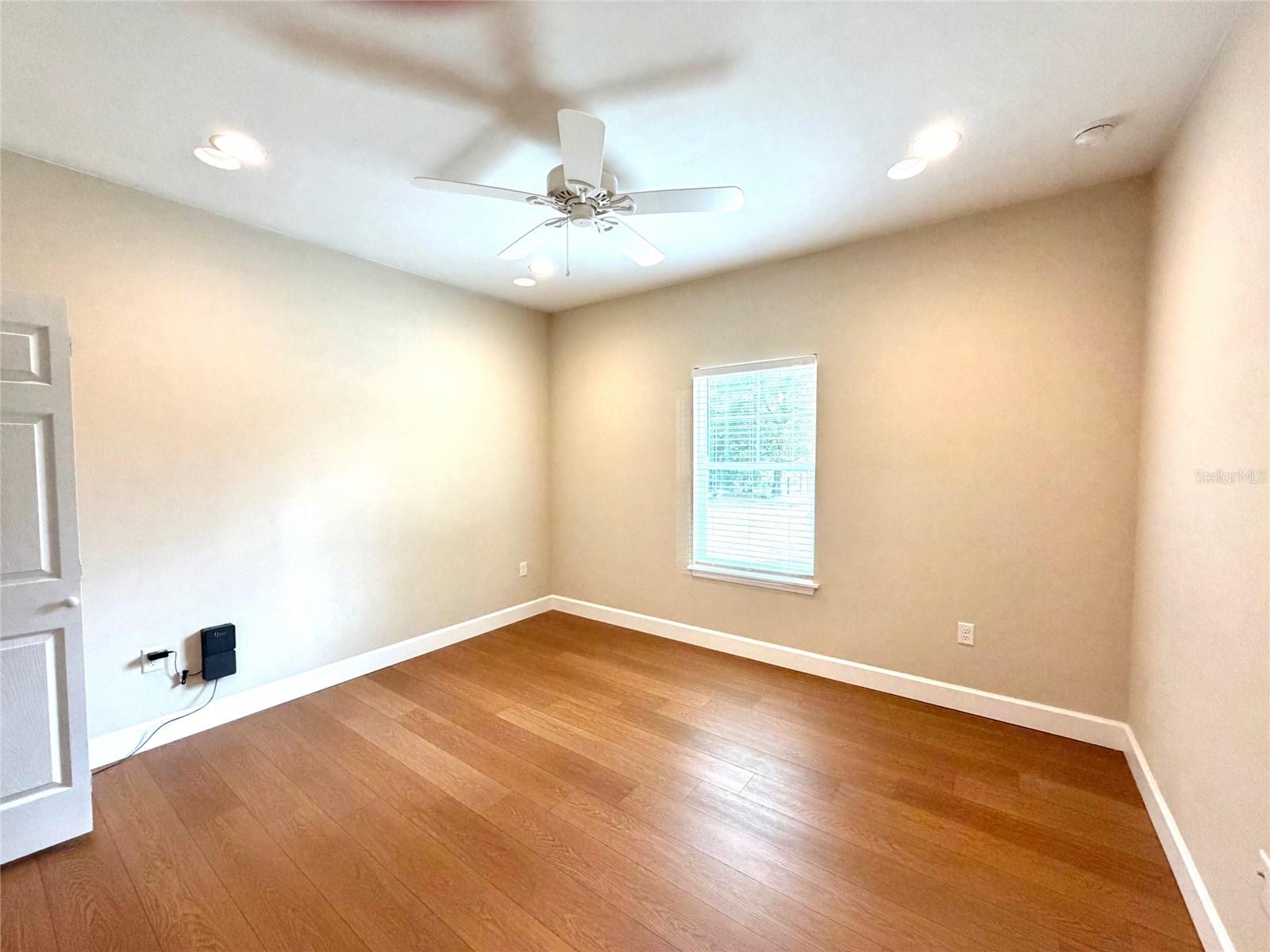 D E WHETSTONE ADDN-H SPGS - Residential