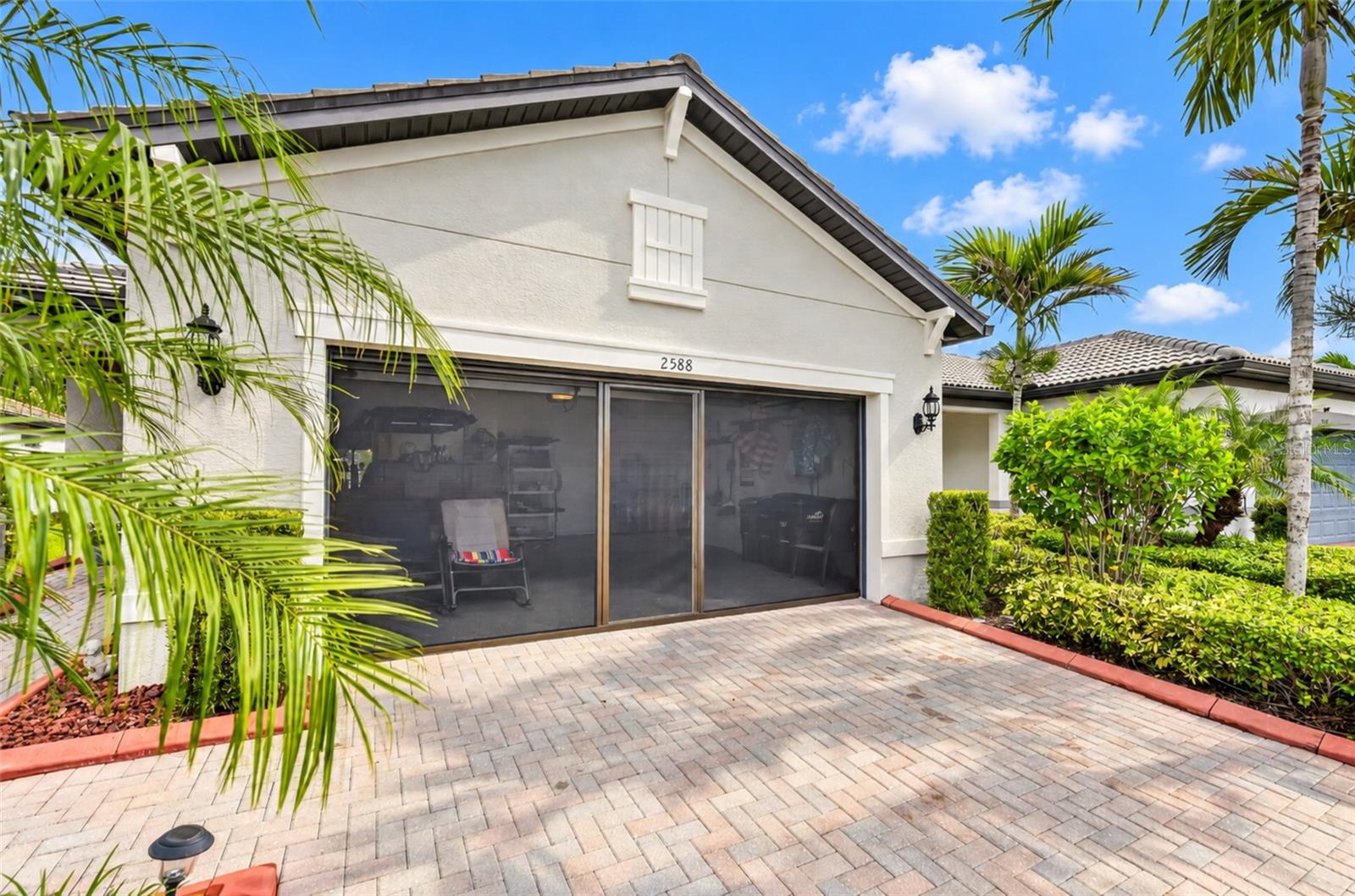 2588 DAISY DRIVE