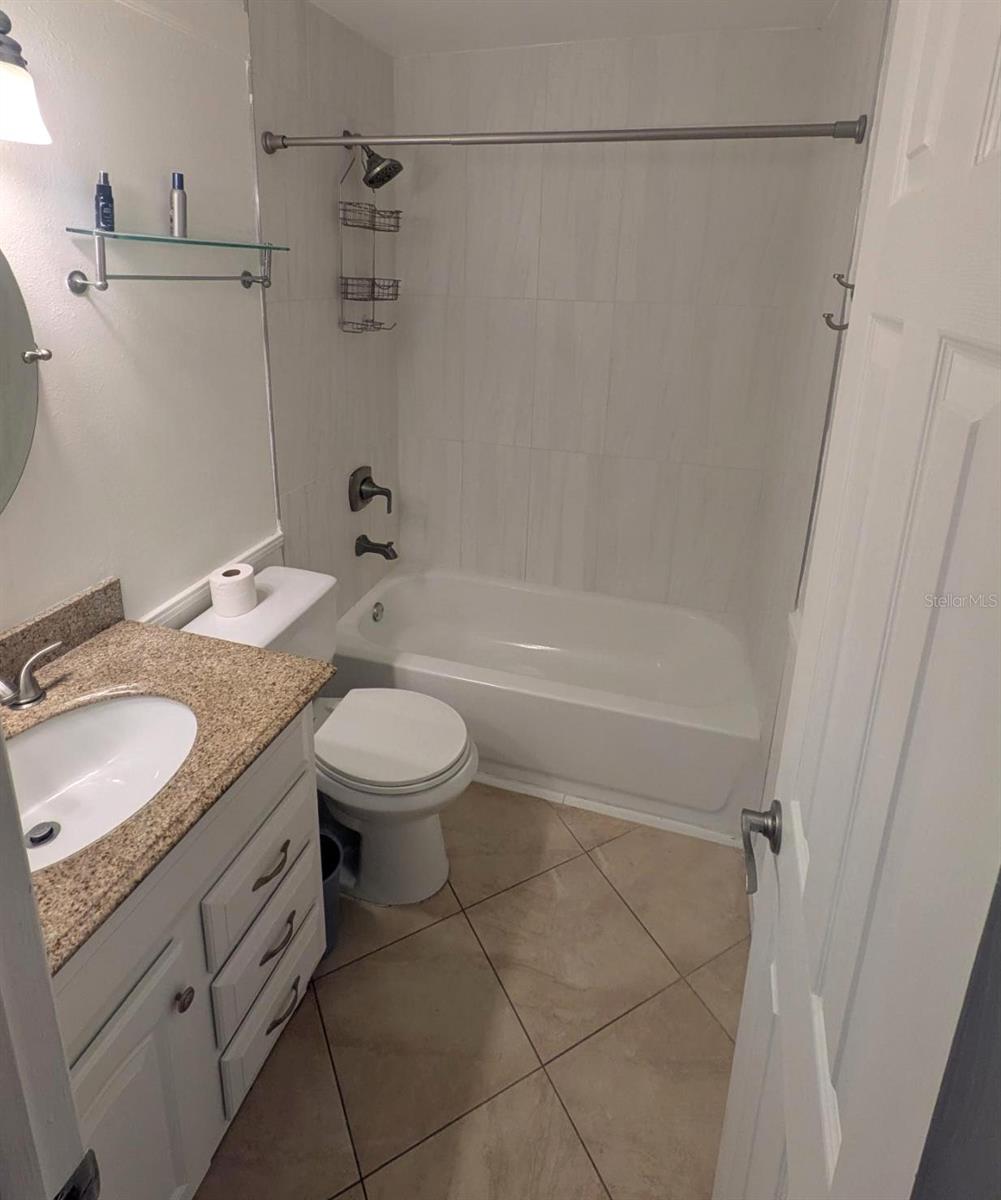 PARK PLAZA APTS CONDO - Residential Lease