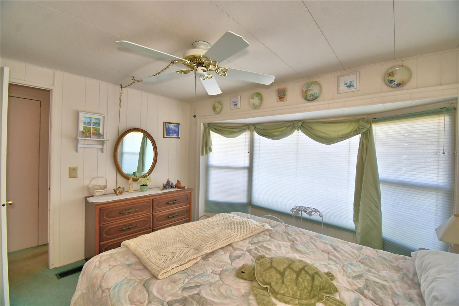 ARIANA SHORES MHP - Residential