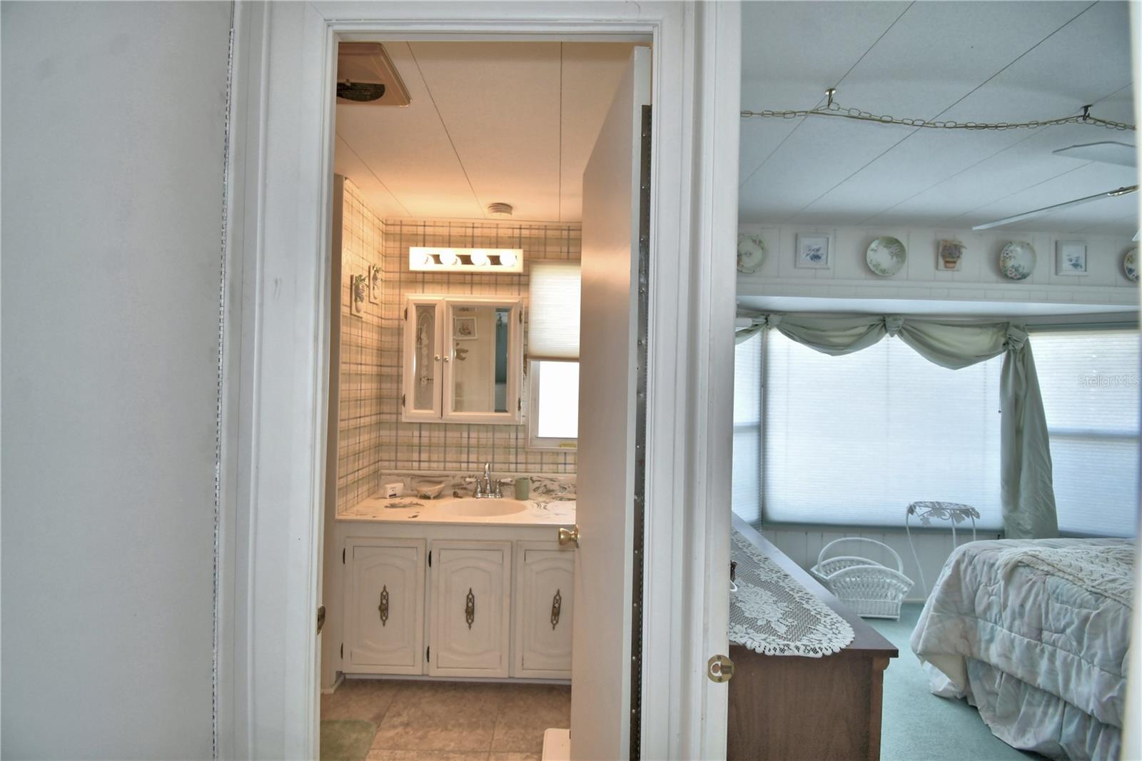 ARIANA SHORES MHP - Residential