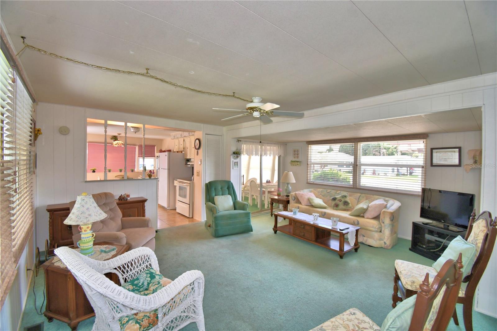 ARIANA SHORES MHP - Residential