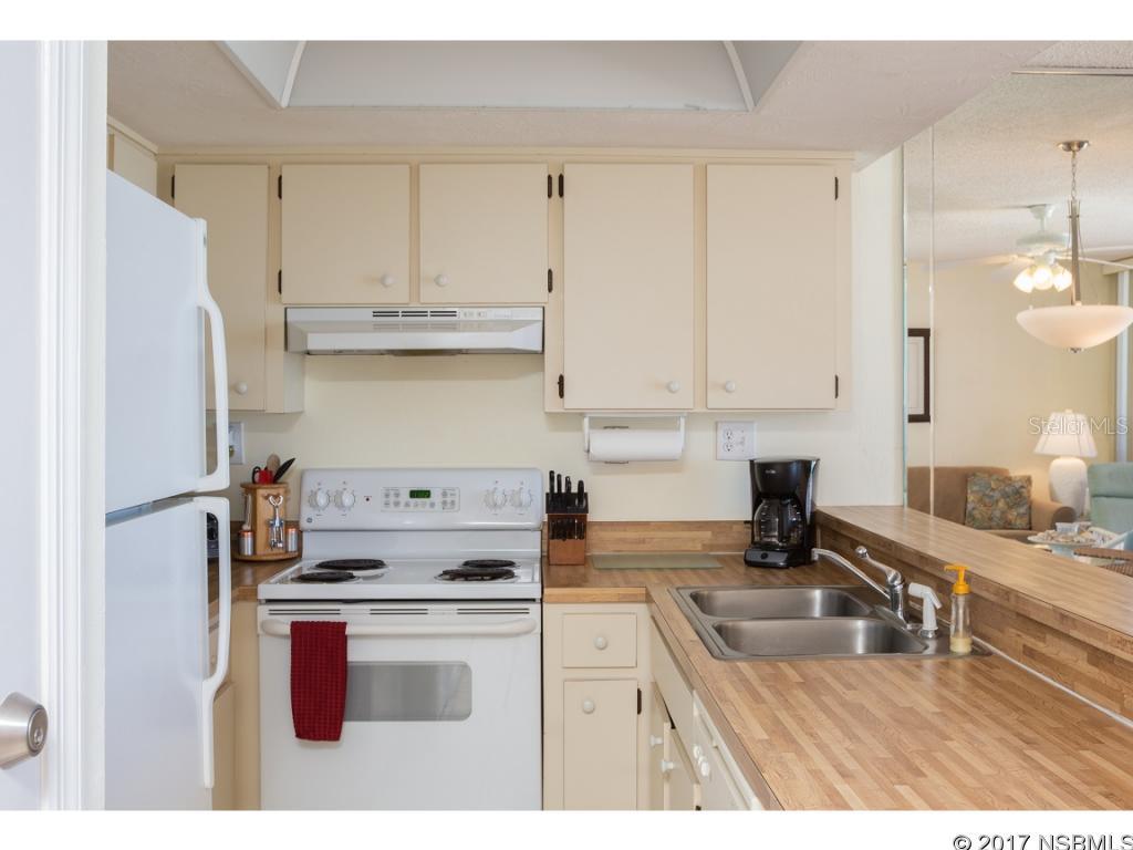 Sunrise Condo - Residential