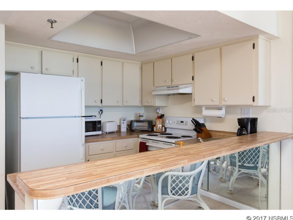 Sunrise Condo - Residential