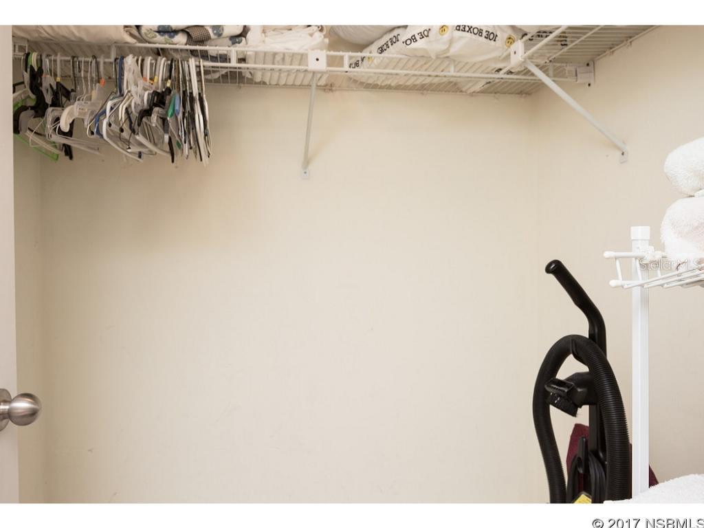 Sunrise Condo - Residential