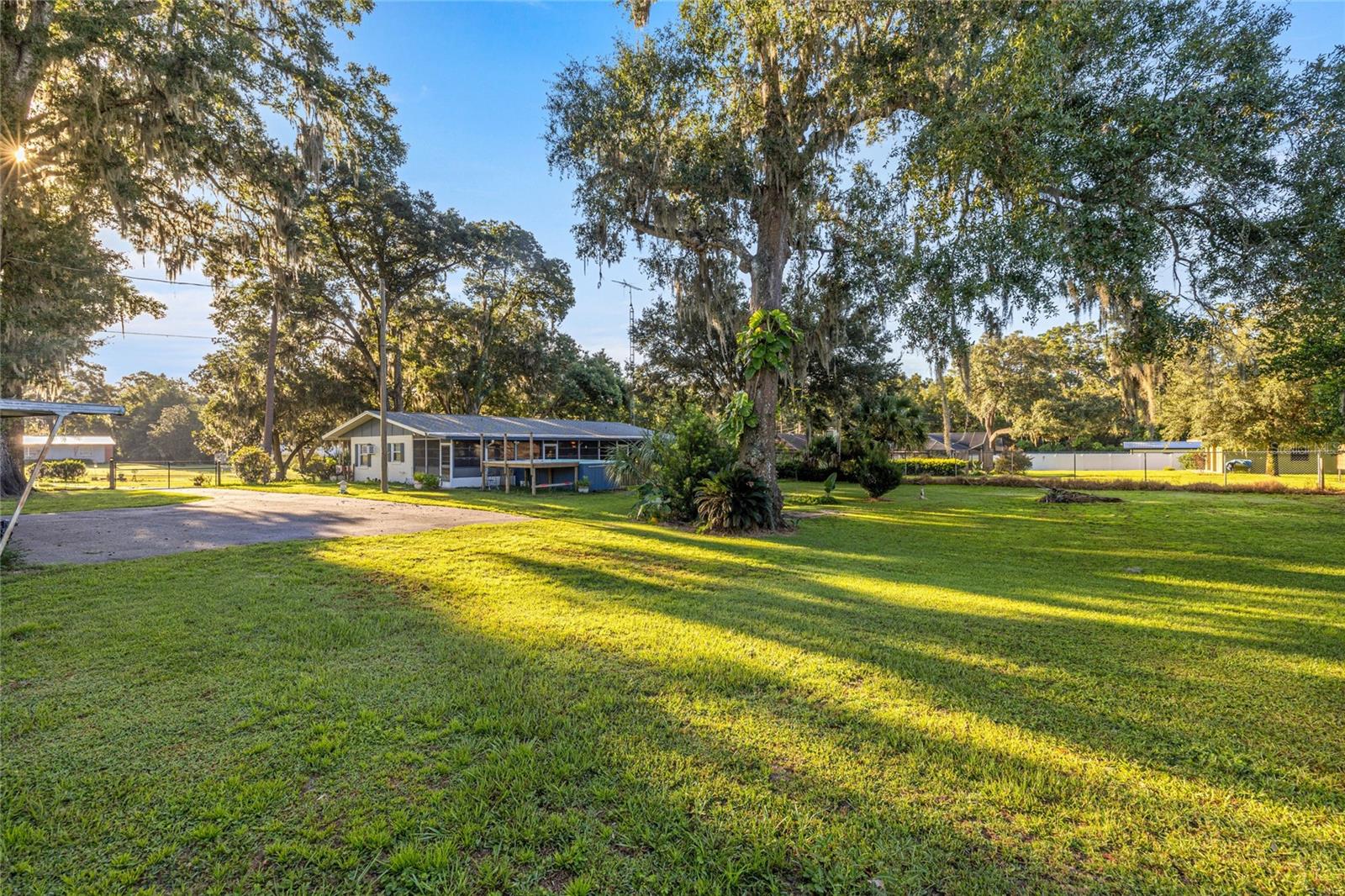 BELLEVIEW - Residential