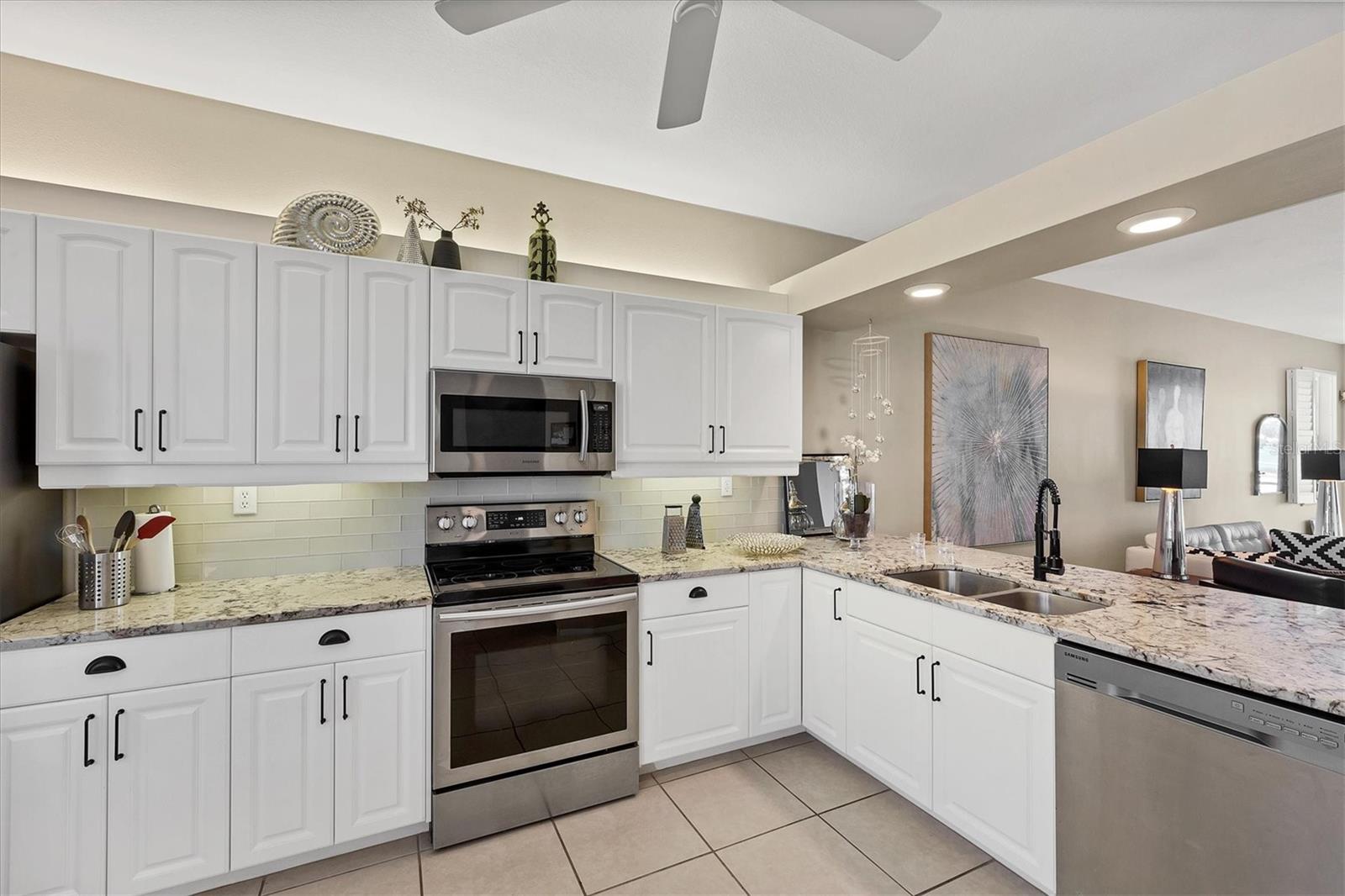 FAIRWAY GLEN ST ANDREWS PARK - Residential