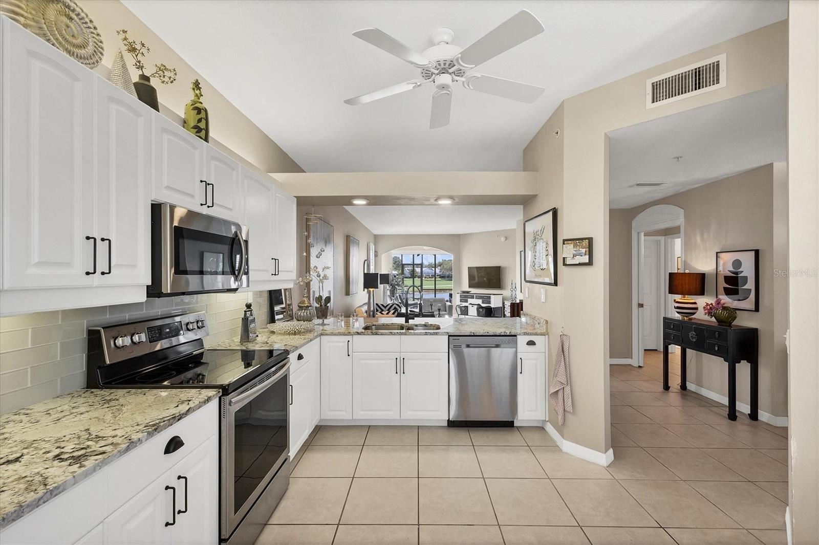 FAIRWAY GLEN ST ANDREWS PARK - Residential