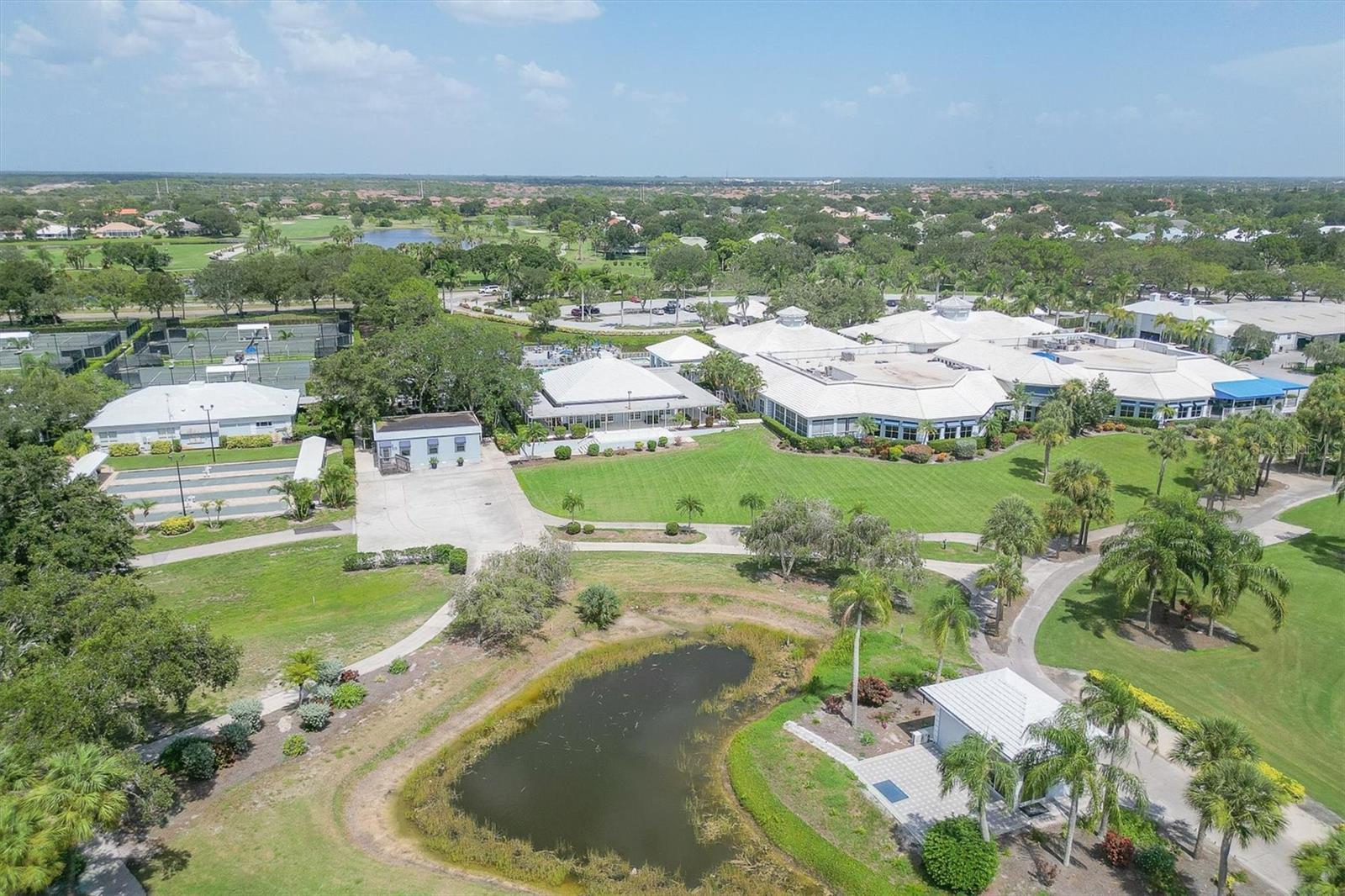 FAIRWAY GLEN ST ANDREWS PARK - Residential