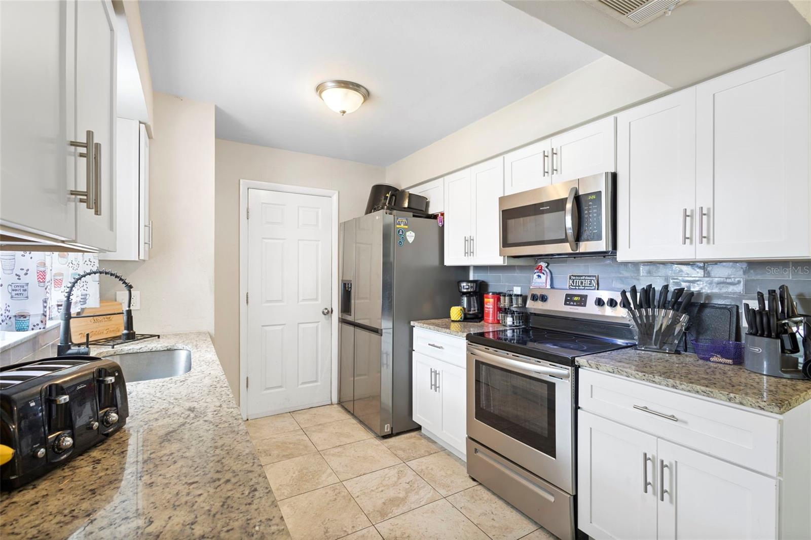 1101 ABAGAIL DRIVE