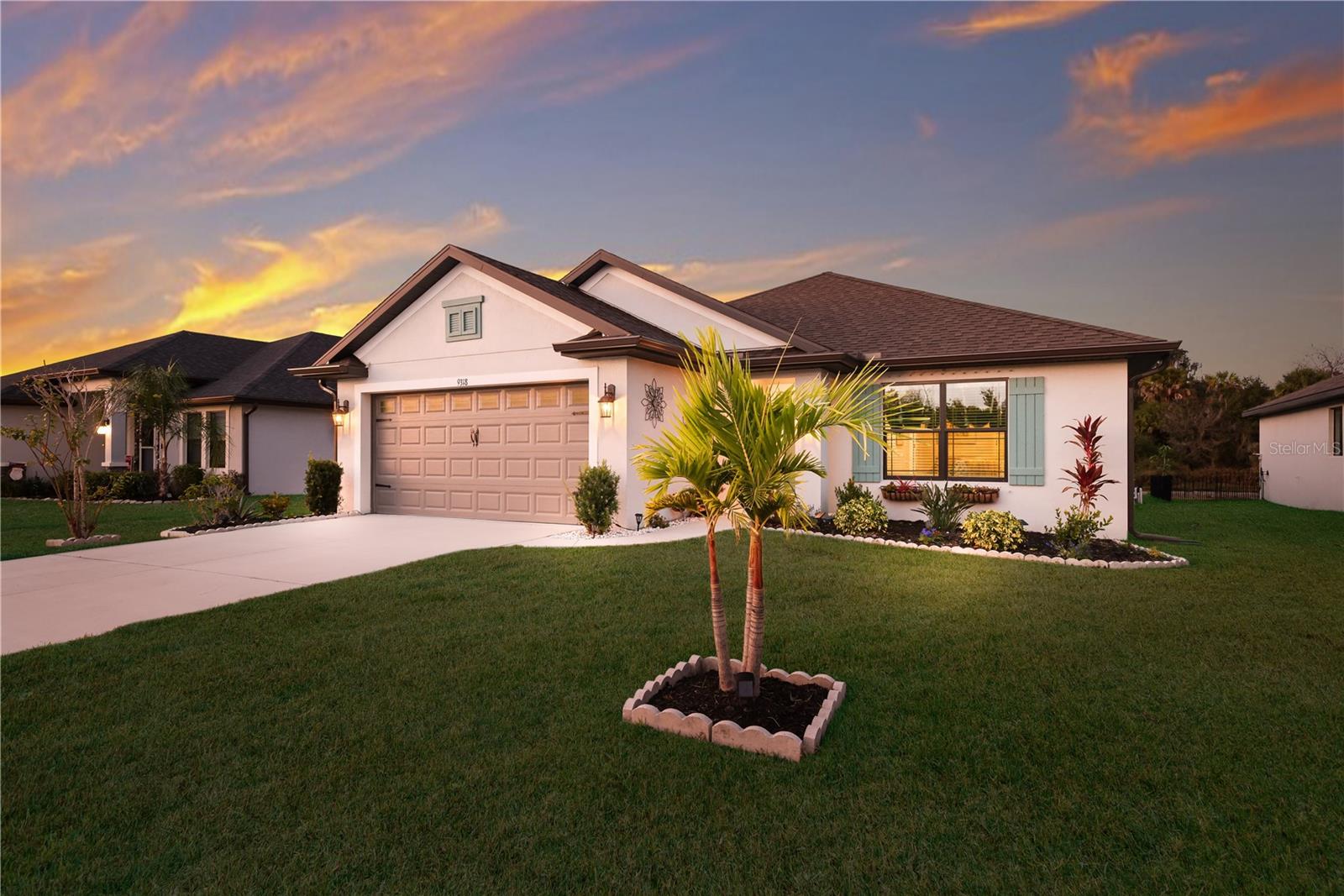 GRAND OAK PRESERVE FKA THE PONDS - Residential