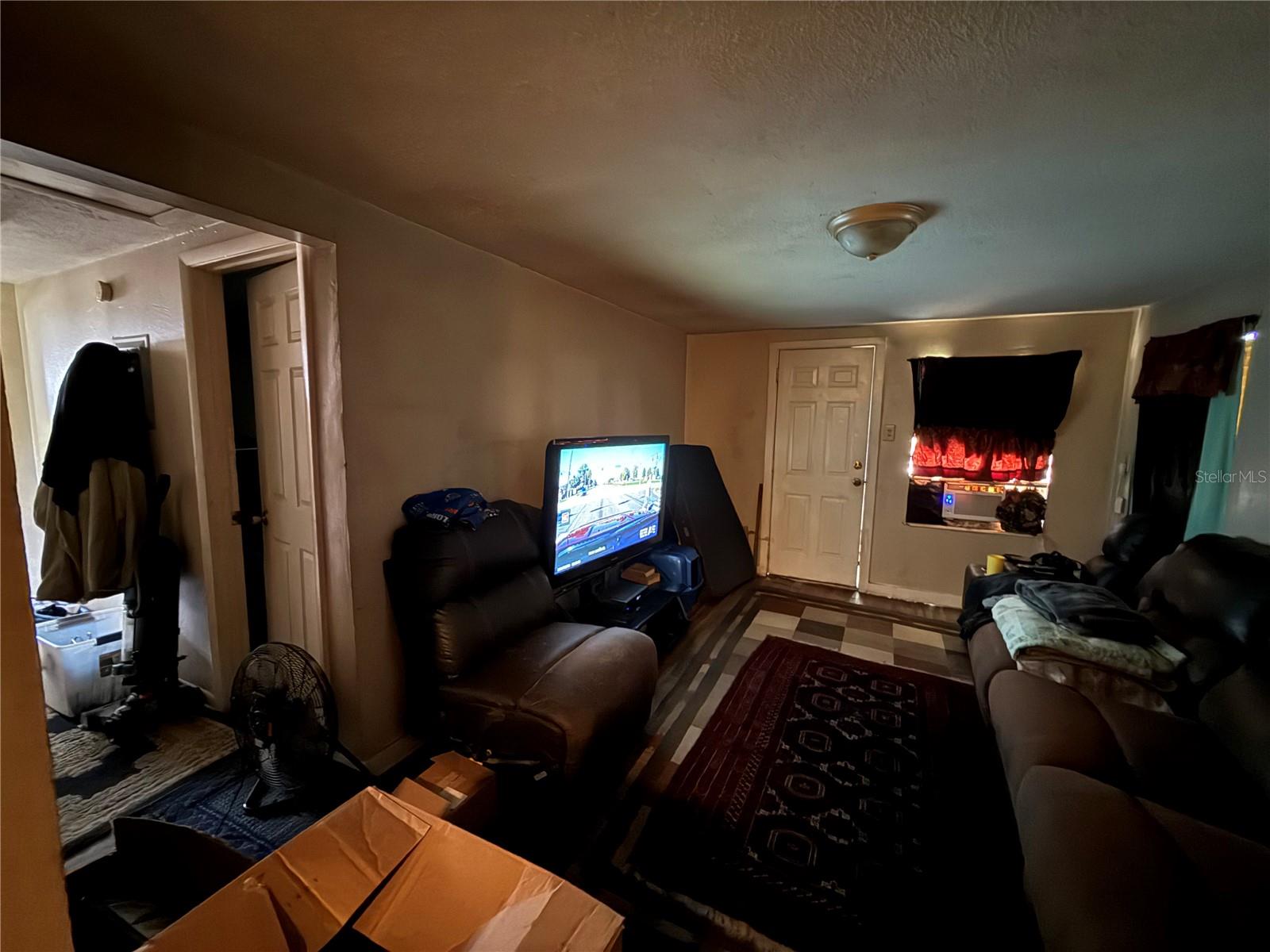 GLENWOOD PARK - Residential