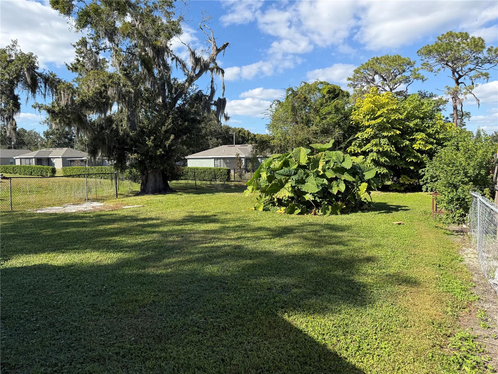 GLENWOOD PARK - Residential