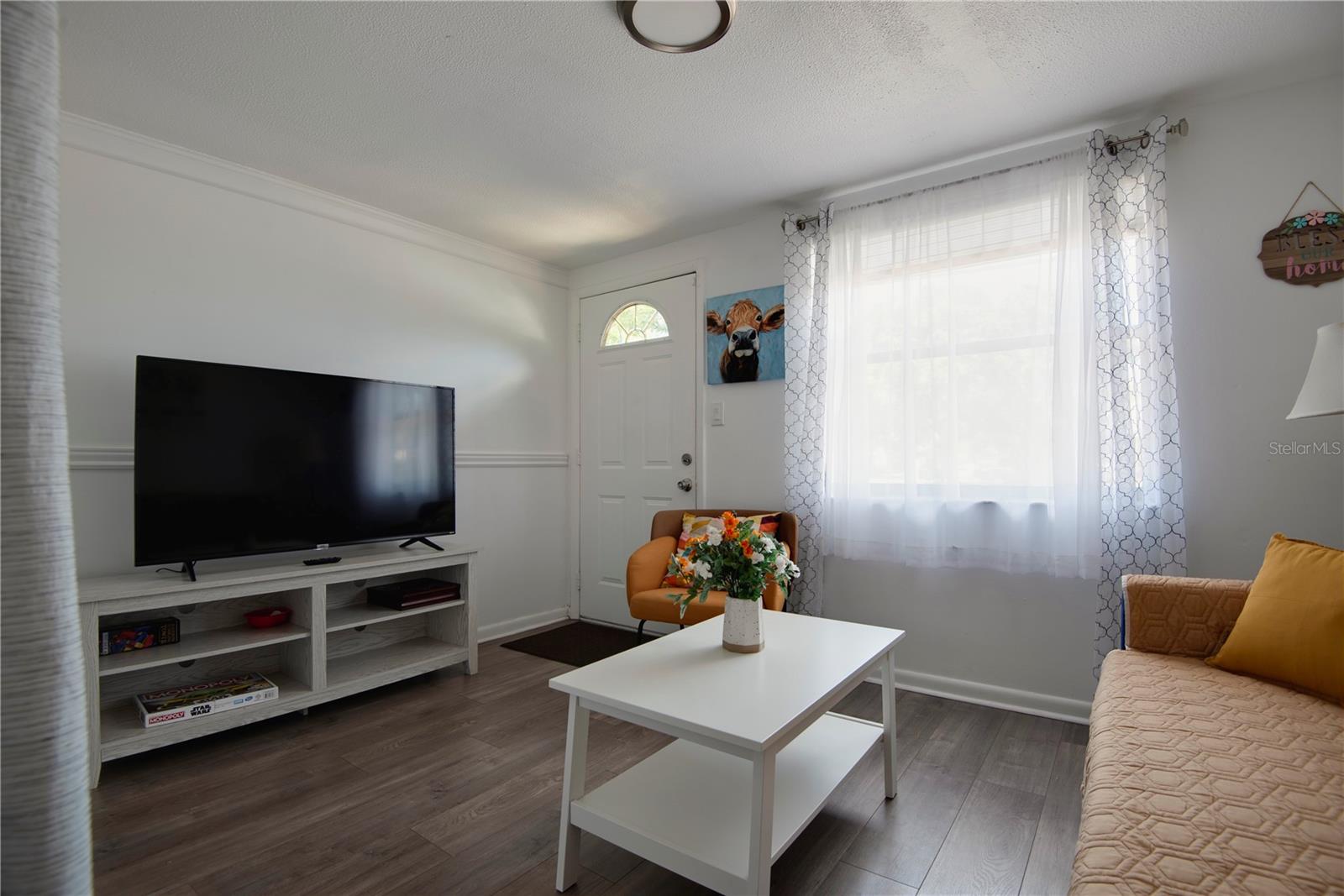 YEARWOOD-WADFORD-HAMILTON ADD TO LARGO - Residential