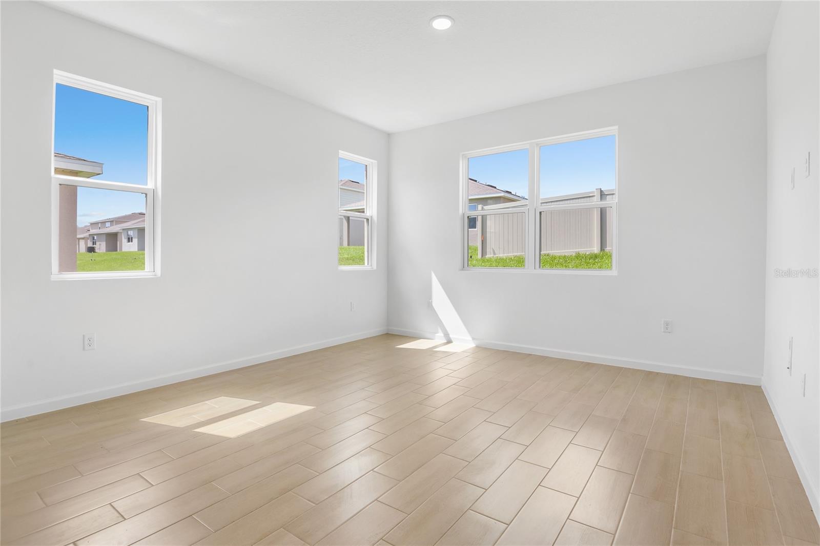 SEASONS AT BELLA VISTA - Residential