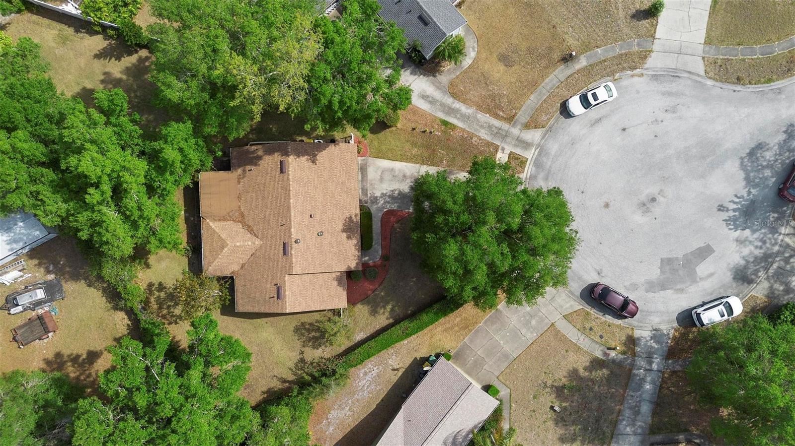 1057 SHADY HOLLOW DRIVE