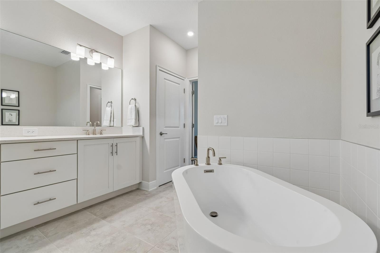 GANDY BOULEVARD PARK - Residential