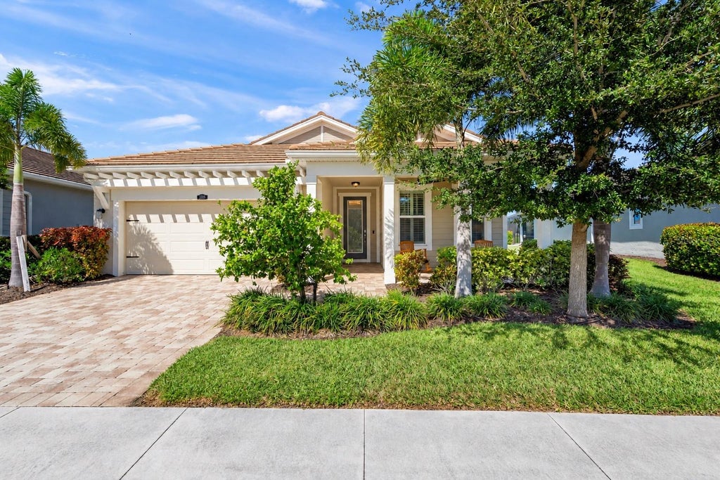 Photo of 5890 Long Shore Loop, Sarasota, FL 34238 (MLS # A4710208)