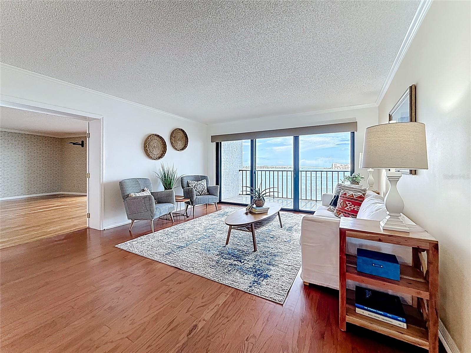 VIEWPOINT-ON-THE-BAY CONDO - Residential