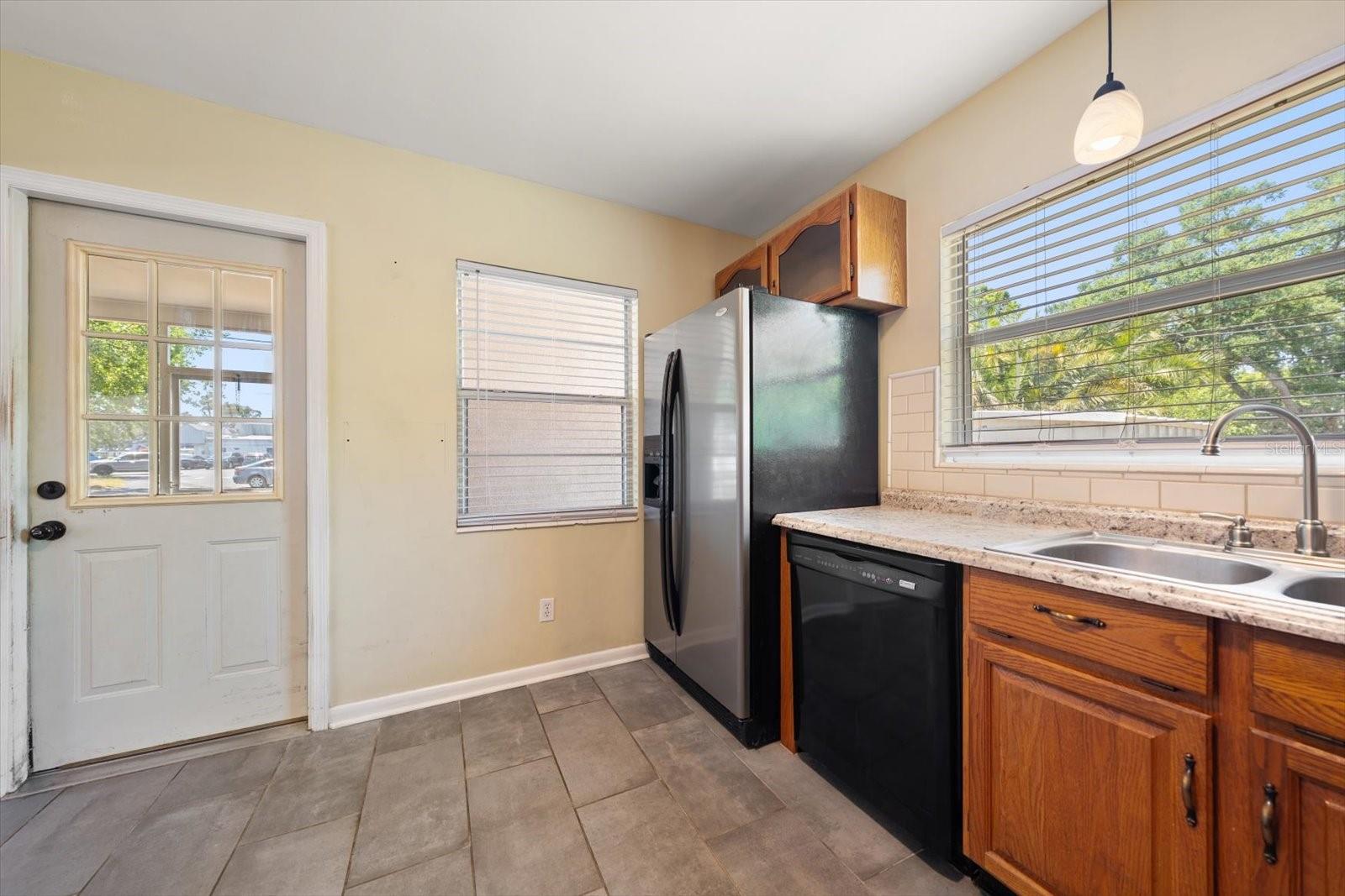 LAKE PEARL ESTATES - Residential