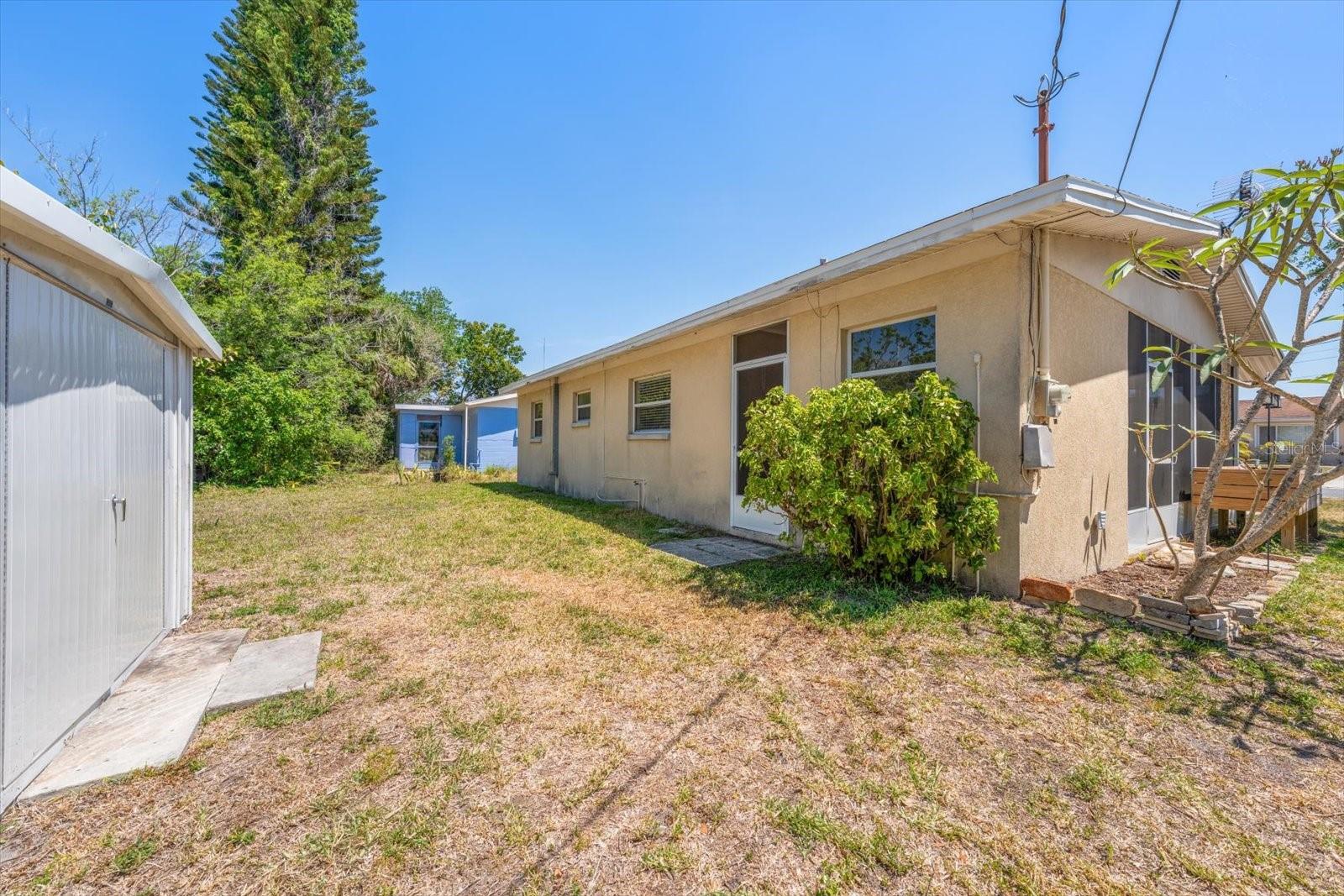 LAKE PEARL ESTATES - Residential