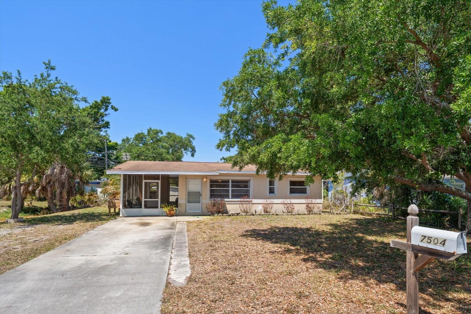 LAKE PEARL ESTATES - Residential